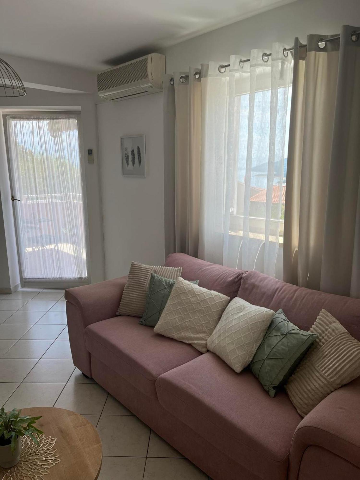 Apartment H&A Rabac Luaran gambar